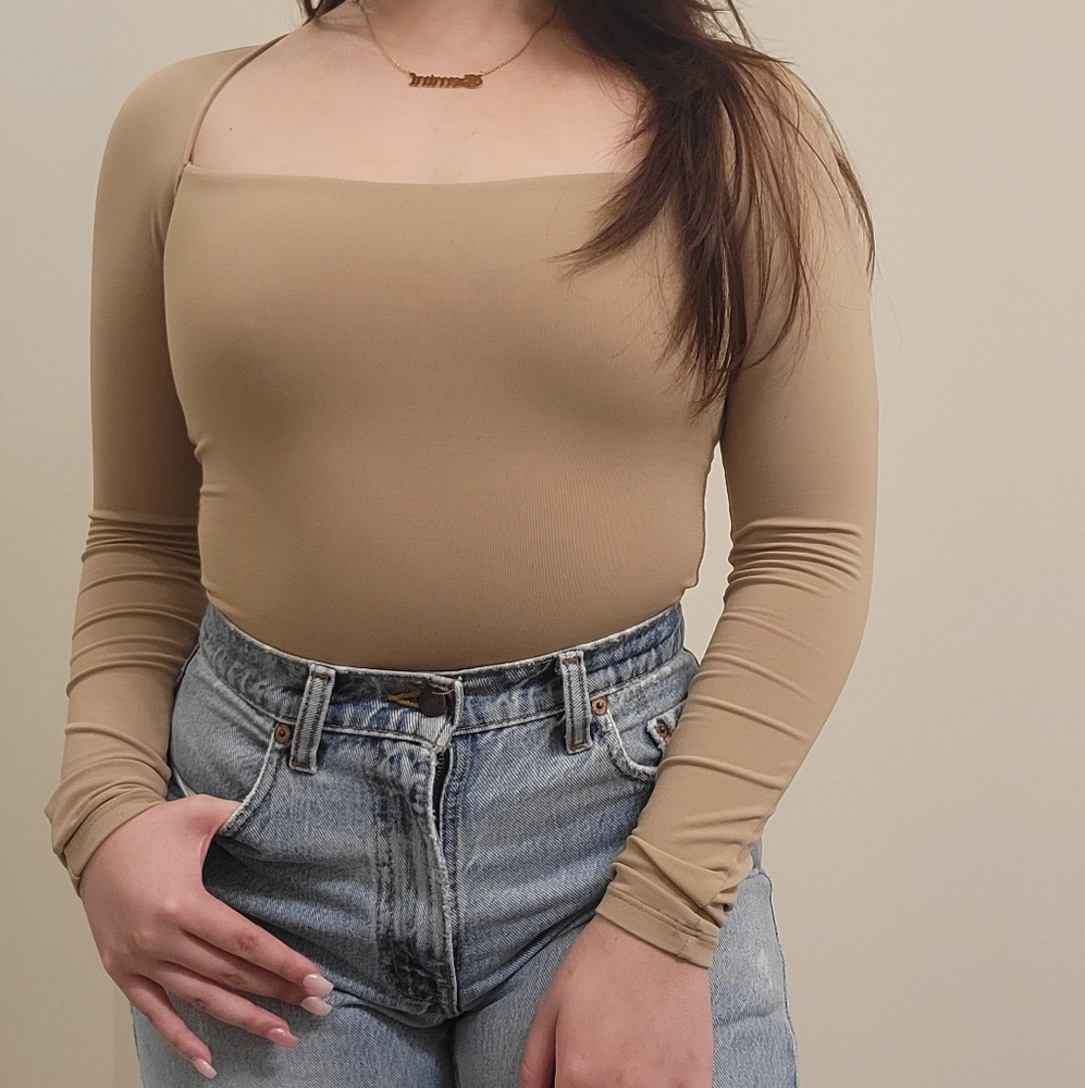 Babaton Contour longsleeve bodysuit